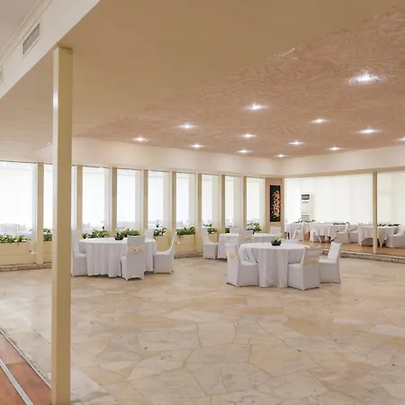 Hotel International Of Scientists Joliot Curie