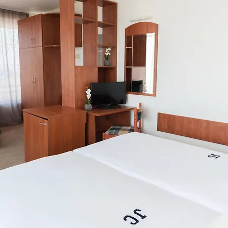 International Of Scientists Joliot Curie Hotel Sveti Konstantin