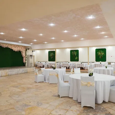 Hotel International Of Scientists Joliot Curie 3*