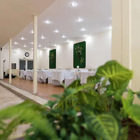 Hotel International Of Scientists Joliot Curie 3*