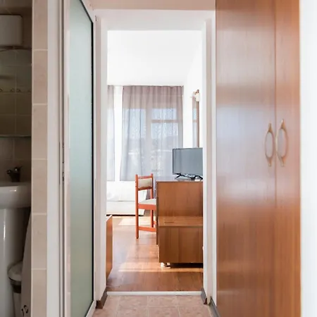 International Of Scientists Joliot Curie Szálloda 3*