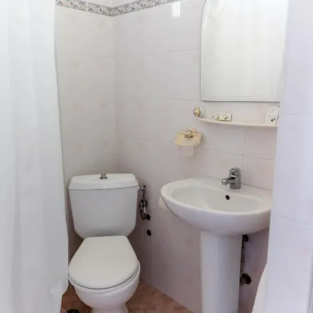 Szálloda International Of Scientists Joliot Curie