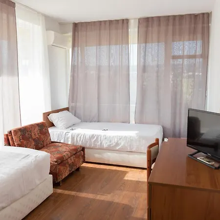 International Of Scientists Joliot Curie 3* Szent Konstantin és Elena