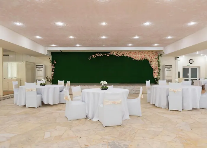 международен дом на учените жолио кюри Св. Св. Константин и Елена