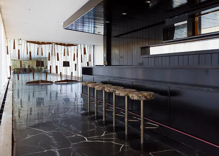 международен дом на учените жолио кюри Хотел Св. Св. Константин и Елена